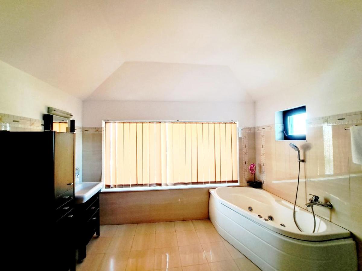 Hotel Veronica