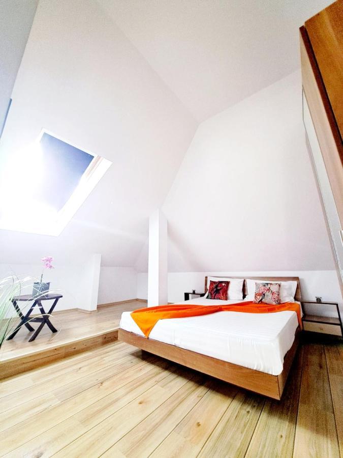 Hotel Veronica 3*